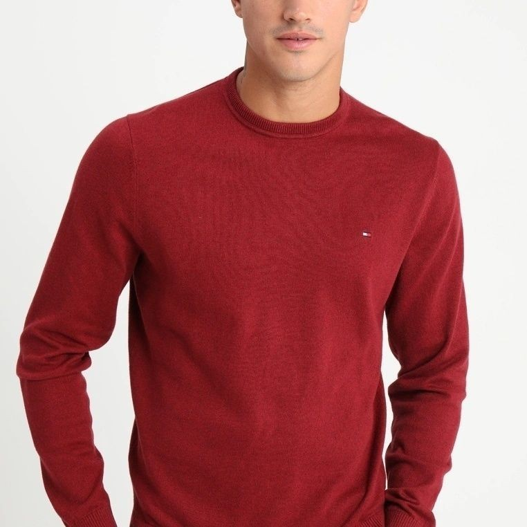 TH Classic Crewneck Sweater Collection